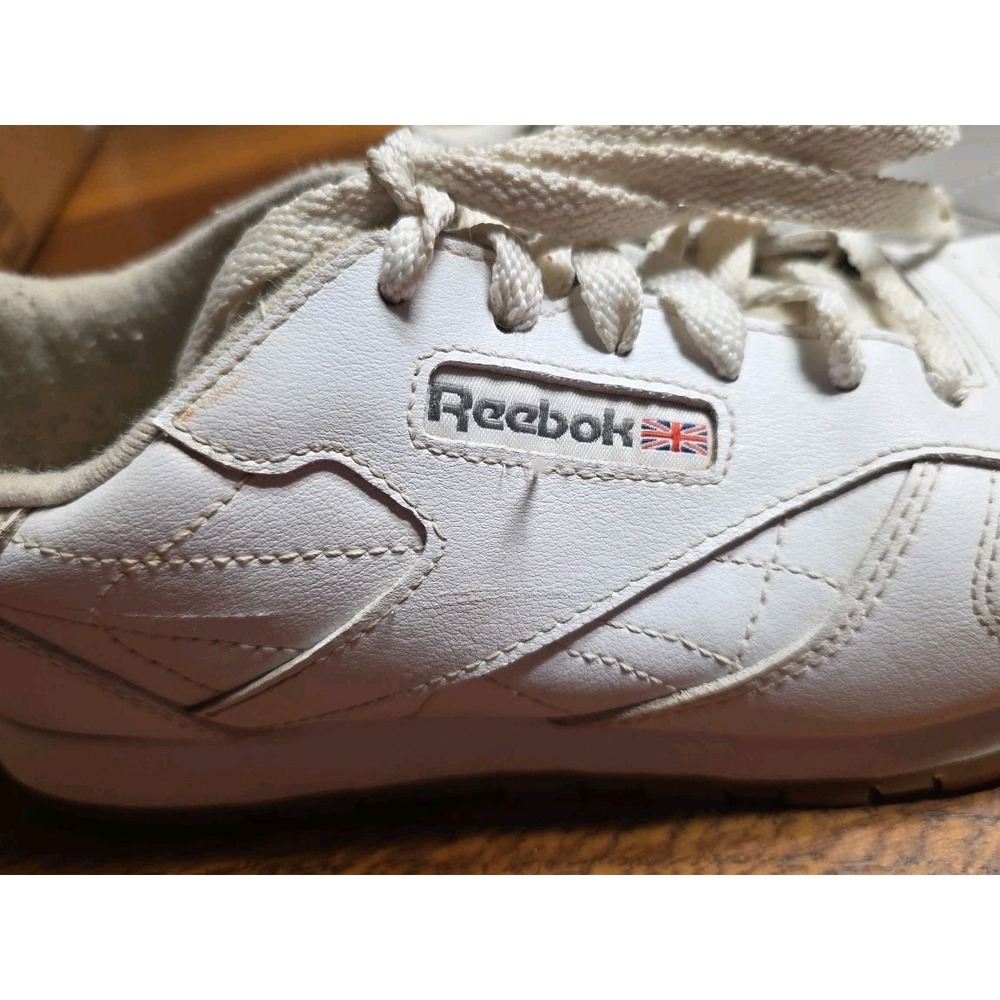 Reebok Classic Harmon Womens Size 38 White Gum Athletic Leather Shoes Sneakers